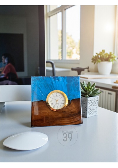 Classic Ceviz & Epoksi Masa Saati Altın Kaplama Quartz Mekanizma El Yapımı Tasarım 15x15 Cm / 20x20 Cm Mavi