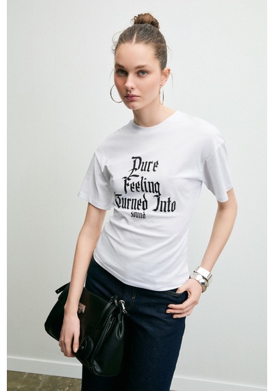 Grımelange Lavınya Kadın Yumuşak Kumaşlı %100 Pamuk Baskı Detaylı Beyaz T-shirt Beyaz