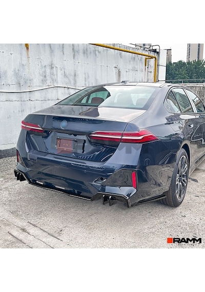 Bmw G60 Mp Difüzör - Parlak Karbon