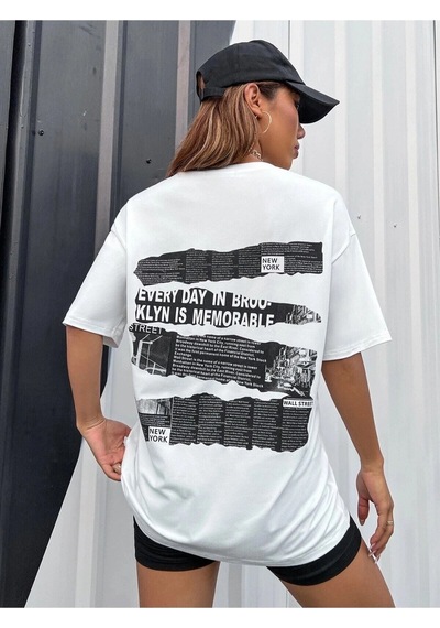 Startmore Brooklyn Slogan Baskılı Gazete Desenli Oversize Beyaz