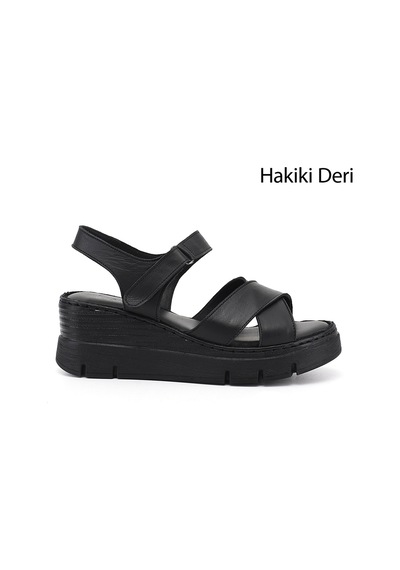 Gönderi(R) Gönderi R Kadın Siyah Çapraz Bantlı Dolgu Topuklu Hakiki Deri Sandalet Dyza72745522