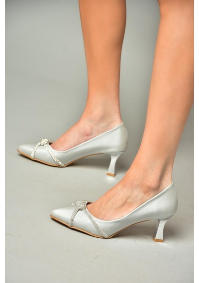 Fox Shoes S246061604 Gümüş Kumaş Kalın Topuklu Kadın Abiye Ayakkabı Gümüş
