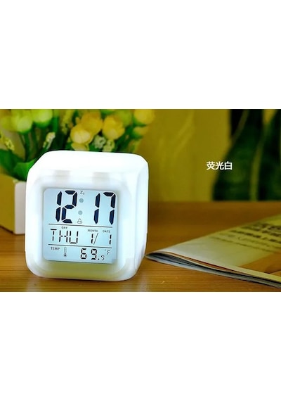 Led Dijital Renkli Masa Saati Alarm Termometre Tarih Masaüstü Saat Çok Renkli
