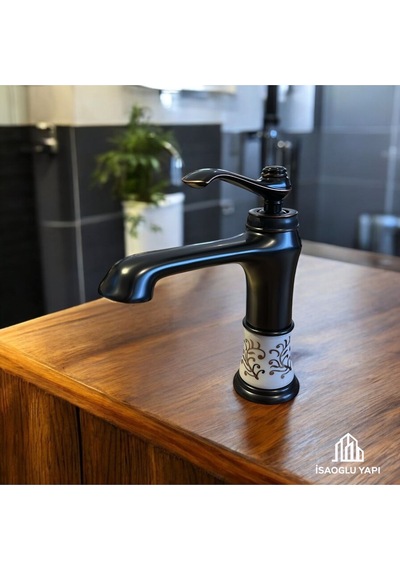 İsaoğlu Yapı Siyah Lavabo Bataryası Country Tasarım İşlemeli Armatür Siyah