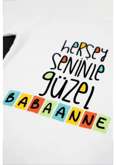 Adisia Unisex Bebek Beyaz Her Şey Seninle Güzel Babaanne Baskılı Alttan Çıtçıtlı Zıbın Beyaz