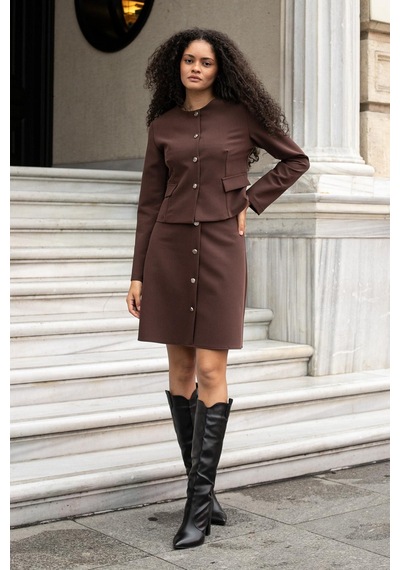 Kadın Hafif Esnek Kumaş Geniş Sıfır Yaka Cep Kapaklı Uzun Kol Dar Kesim Hafif Kısa Blazer Ceket-kahve Kahve Kadın Hafif Esnek Kumaş Geniş Sıfır Yaka Cep Kapaklı Uzun Kol Dar Kesim Hafif Kısa Blazer Ceket-kahve Kahve