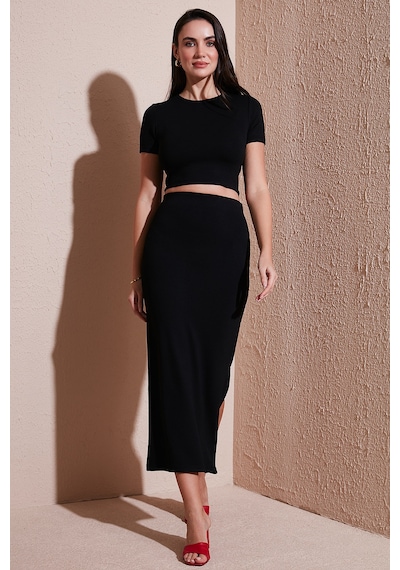 Lela Slim Fit Yırtmaç Detaylı Uzun Etekli Crop Bayan Takım 5866148 Siyah