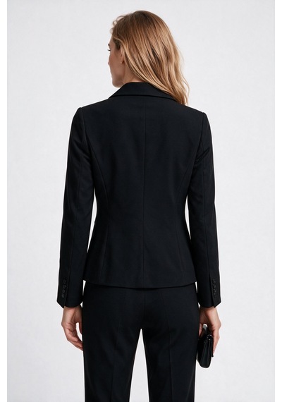 Ekol Kadın Çentikli Yaka Tek Düğmeli Normal Kesim Uzun Kollu Blazer Ceket Siyah