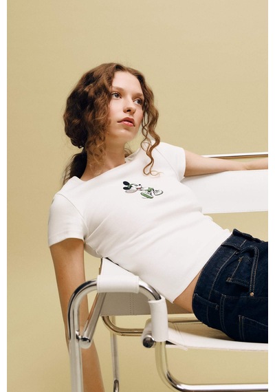 Defacto Baskılı Beyaz Kadın T-shirt G9575ax/wt32