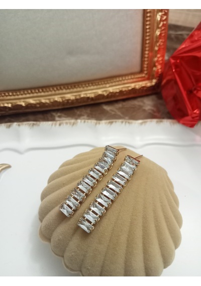 Baget Kesim Zirkon Taşlı Sallantılı Altın Renk Kararmaz Çelik Küpe Altın