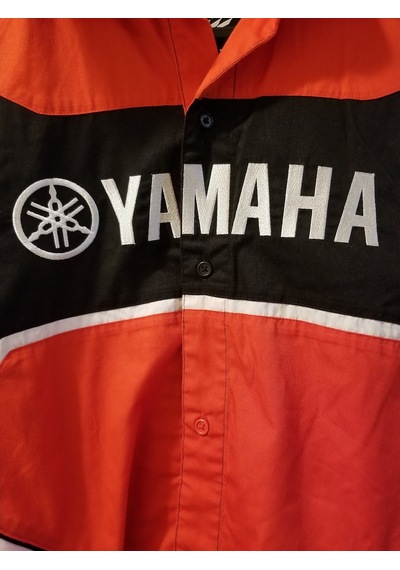 Yamaha Paddock Kısa Kol Gömlek Kırmızı Aynı Gün
