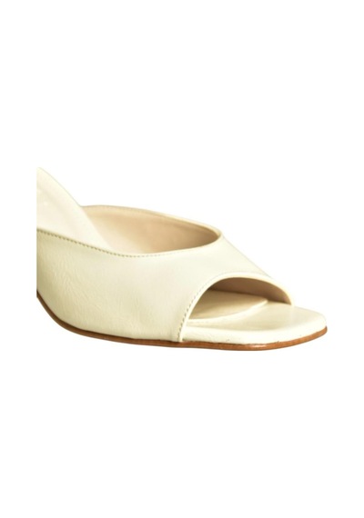 Fox Shoes U654080909 Bej Topuklu Kadın Terlik Bej