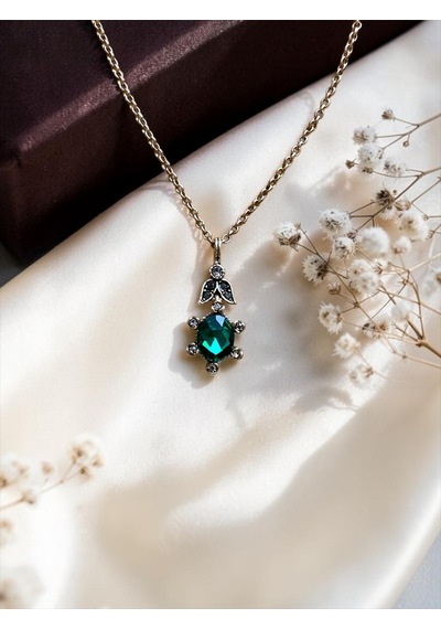Oval Kristal Taşlı Kolye Yeşil