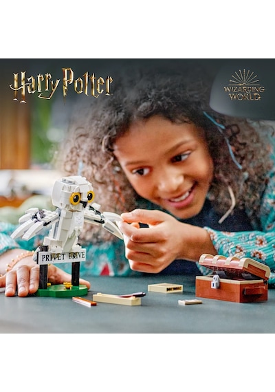 LEGO® Harry Potter™ Hedwig™, Privet Drive 4 Numara’da 76425 7+ Yaratıcı Oyuncak Yapım Seti - 337 Parça