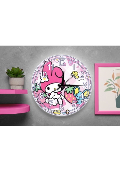 Sevimli Pembe Karakter Ve Çilek Desenli Sessiz Mekanizma Duvar Saati Kız Çocuk Odası Dekoratif Pembe