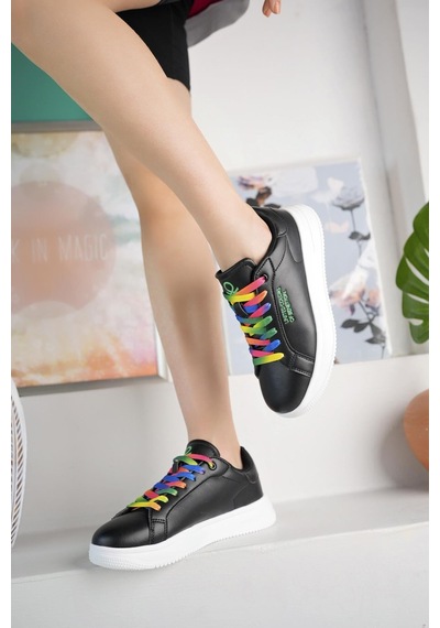 Benetton 10061 Siyah Renkli Bağcıklı Kadın Sneakers Siyah&beyaz