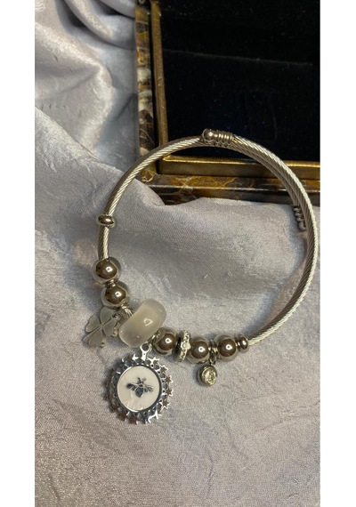 Lucky Bee Charm Bileklik Sedefli Altın - Gümüş