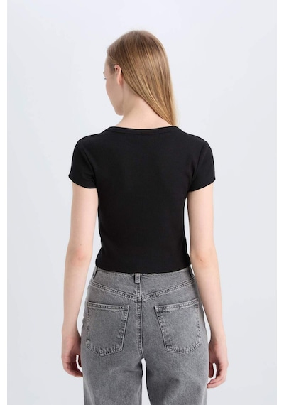 DeFacto Coool Fitted Basic Düz Fitilli Kaşkorse Kısa Kollu Siyah Tişört E0287AX25SMBK81