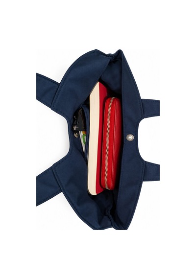 Tuttobene Star Bag Yıldız Çanta Çıtçıtlı İç Cepli Özel Tasarım Omuz Çantası Su Geçirmez Leke Tutmaz Tb052 Lacivert