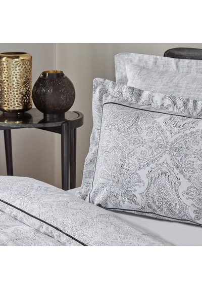 Karaca Home Artco Çift Kişilik Nevresim Takımı Beyaz