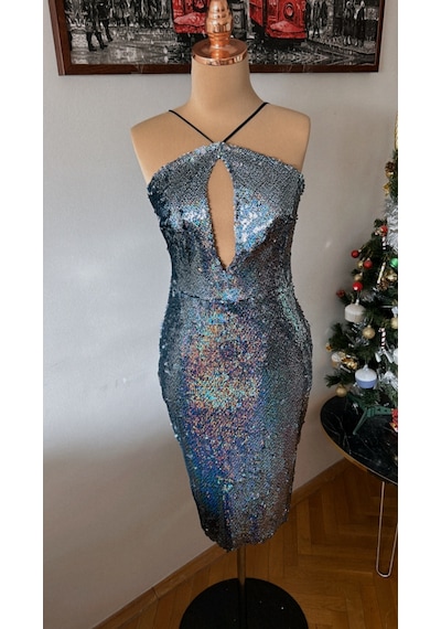 Chica Rosa Fashion Pullu Dekolteli Diamond Midi Elbise