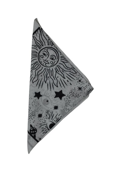 Bandana Atmosfer Desenli Kare Beyaz