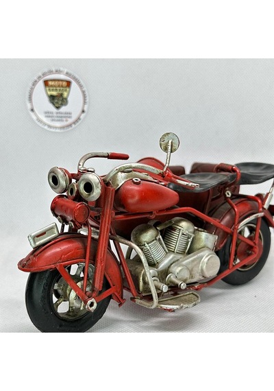 El Yapımı Dekoratif Yan Sepetli Kırmızı Motosiklet Model Metal Biblo & Vintage Maket 18 Cm