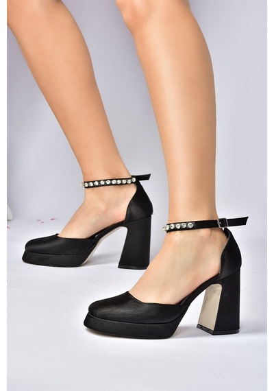 Fox Shoes Siyah Saten Kumaş Kalın Platform Topuklu Kadın Ayakkabı M404111804 Siyah