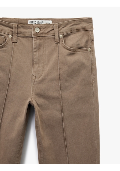 Koton Slim Fit Normal Bel Cep Detaylı Nervürlü İspanyol Paça Pantolon - Flare Jeans Kahverengi 6wal40064mw Kahve