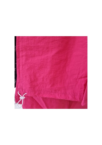 Uğur Bebe Crop T-shirt Kargo Cep Paraşüt Pantolon Takım Beli Paçası Ayarlamalı Pantolon Crop İp Detaylı Beyaz Beyaz Uğur Bebe Crop T-shirt Kargo Cep Paraşüt Pantolon Takım Beli Paçası Ayarlamalı Pantolon Crop İp Detaylı Beyaz Beyaz