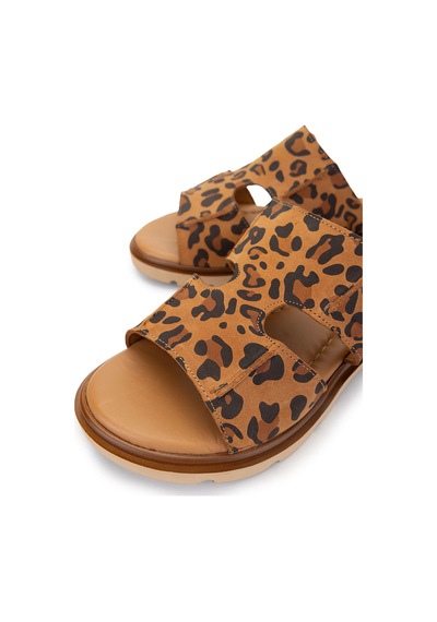 Tamer Tanca Kadın Hakiki Deri Leopar Süet Düz Terlik 956 8306 Bn Trlk Y25 Leopar Suet Leopar Tamer Tanca Kadın Hakiki Deri Leopar Süet Düz Terlik 956 8306 Bn Trlk Y25 Leopar Suet Leopar