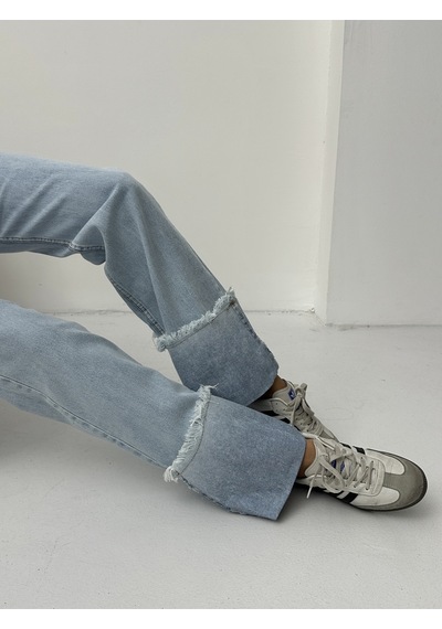 Blue Marlın Kadin Açik Mavi Ters Paça Püskül Işlemli Bol Paça Kot Jeans Mavi