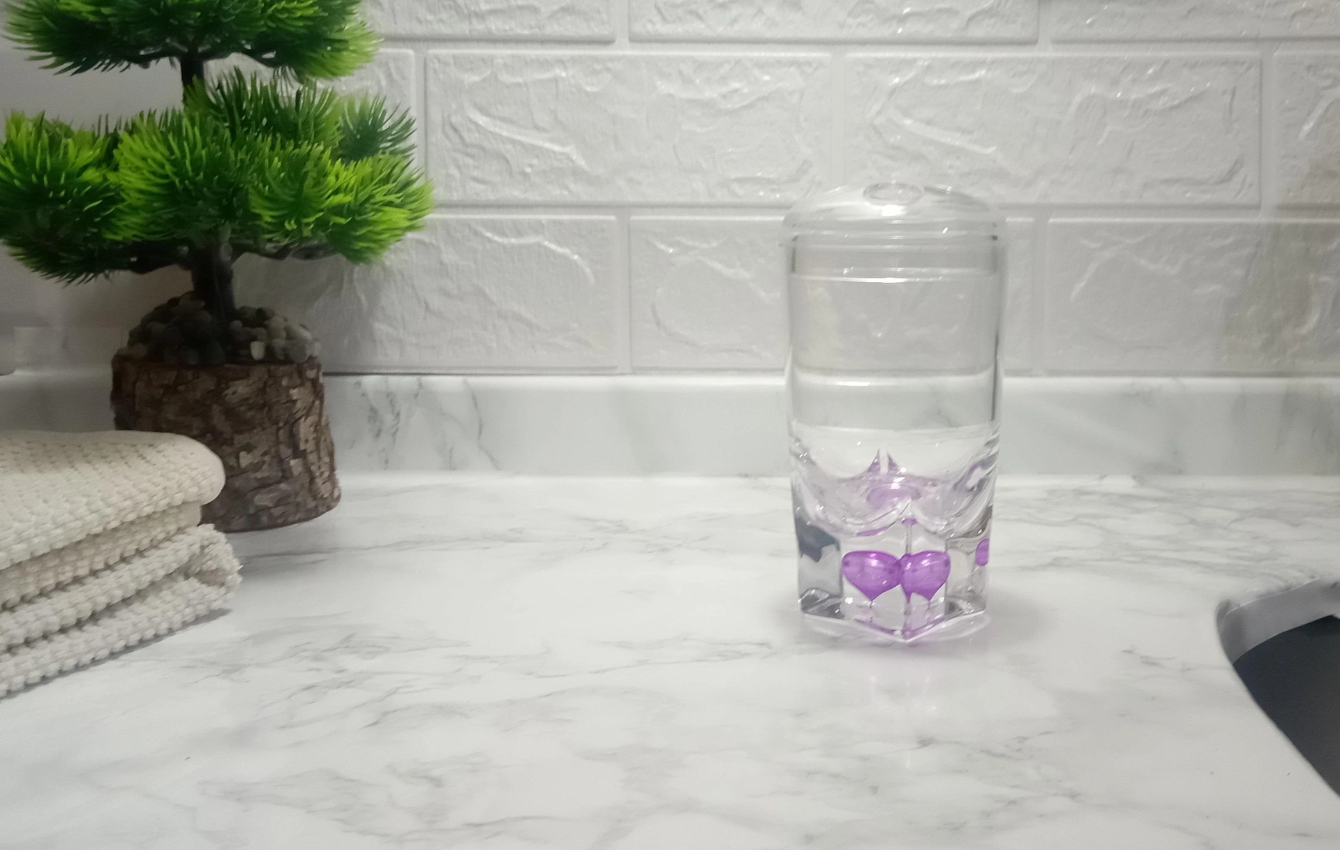 2 Adet Diş Fırçalık Mor Damlalı Akrilik 7x7x14cm Banyo Seti Çok Renkli