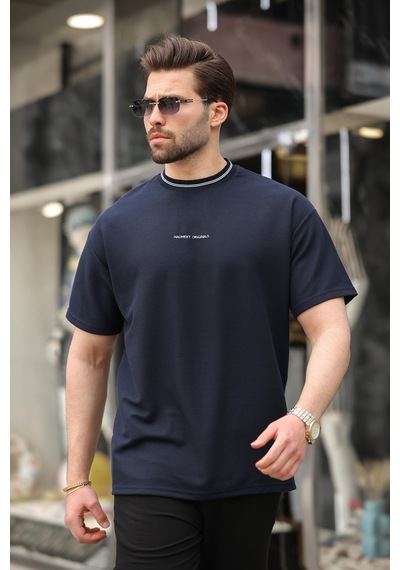 Madmext Lacivert Nakış Detaylı Basic Erkek T-shirt E7106 Lacivert