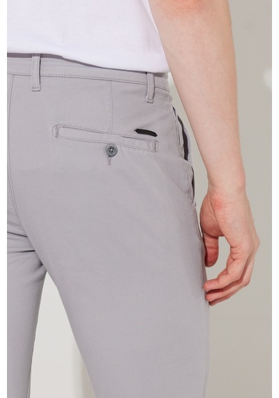 AC&Co / Altınyıldız Classics Erkek Grı Slim Fit Dar Kesim Pamuklu Esnek Yan Cep Rahat Chino Pantolon Gri AC&Co / Altınyıldız Classics Erkek Grı Slim Fit Dar Kesim Pamuklu Esnek Yan Cep Rahat Chino Pantolon Gri