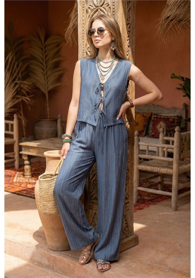 Fashion Cocktail 3 Bağlamalı Fiyonklu Çizgi Dokulu Relax Viskon Nefes Alan İnce Yazlık Tatil Yelek Pantolon Takım Mavi Fashion Cocktail 3 Bağlamalı Fiyonklu Çizgi Dokulu Relax Viskon Nefes Alan İnce Yazlık Tatil Yelek Pantolon Takım Mavi