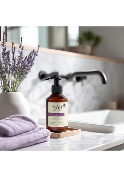 Mad Velvet Lavender Sıvı Sabun 250 Ml Lavanta, Vanilya Ve Gül İle Yatıştırıcı Ve Şık Temizlik Deneyimi Diğer
