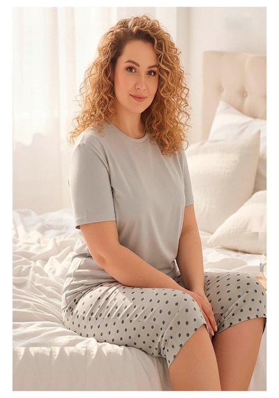 Mihra Kadın Büyük Beden Battal Kapri Pijama Takımı Gri