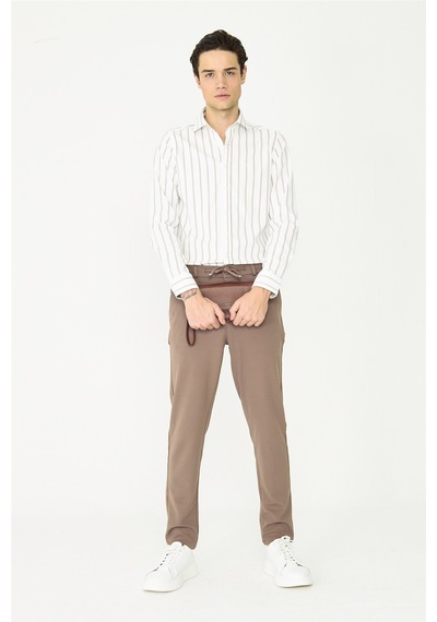 Kahverengi İnce Çizgili Dokulu Modern Kesim Bağcıklı Smart Casual Pantolon Kahve