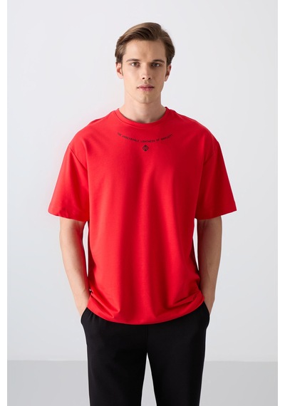 Tommy Life Fiesta Pamuklu Kalın Yumuşak Dokulu Oversize Fit Baskılı Erkek T-shirt - 88343 Kirmizi