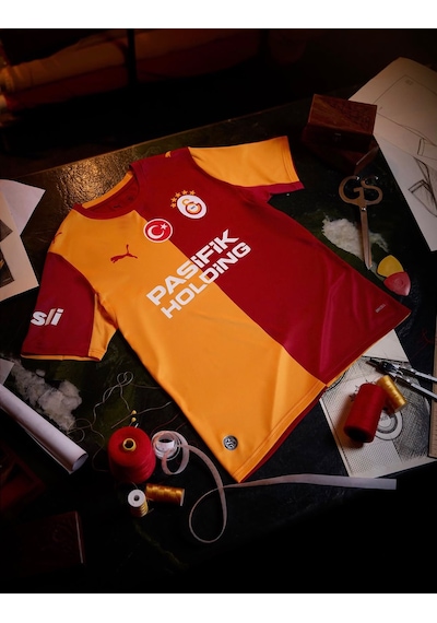 Galatasaray S.k. Parçalı Forma 26/27 İç Saha Parçalı 5 Yıldızlı Erkek Forma Sarı - Kırmızı