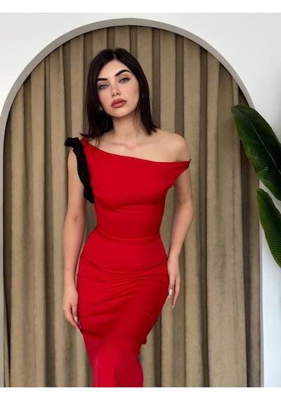 Meleners Jovani Omuz Detaylı Elbise Altın