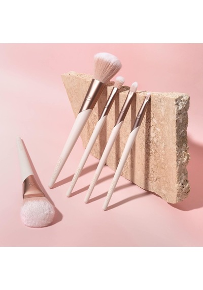 Luxe Natural Elegance Profesyonel Yüz Makyajı Ve Fondöten Fırça Seti, Yüz, Yanak Ve Göz Makyajı İçin Premium Fırça Seti, Sentetik Makyaj Fırçaları, Vegan Ve Zulüm İçermez, 5 Parça Set