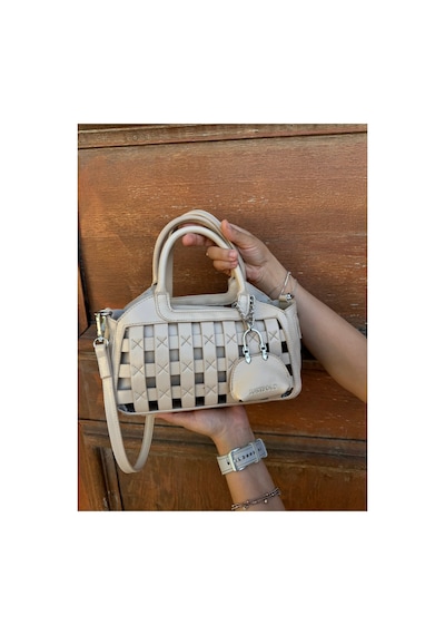 Just Polo Kadın Yeni Sezon Örgü Detaylı Ayarlanabilir Askılı Şık Çapraz El & Omuz Çantası Ebat : 26 X 17 Cm Rugan Vizon