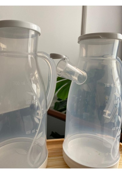 Bayev Ahşap Standlı 2'li 700 Ml Damlatmaz Özellikli Yağlık Seti