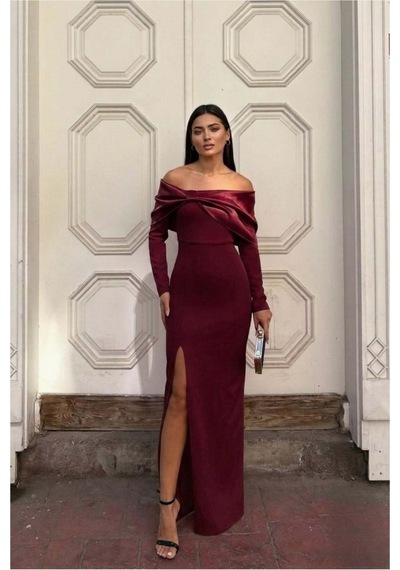 Khi-zai Kadın Trend Esnek Saten Kumaş Carmen Yaka Yırtmaçlı Abiye Elbise Bordo