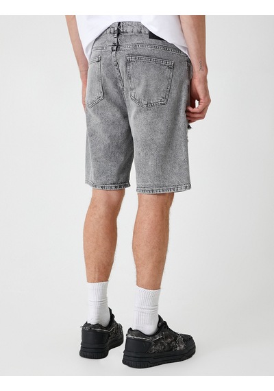 Koton Oversize Kot Şort Bermuda Cepli Yıpratma Detaylı Gri 4sam40045ıd Gri