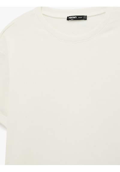 Koton Kısa Kollu Bisiklet Yaka Basic Oversize Tişört Beyaz 6sam10282mk Beyaz Koton Kısa Kollu Bisiklet Yaka Basic Oversize Tişört Beyaz 6sam10282mk Beyaz