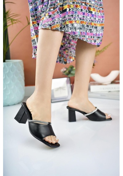 Nesil Shoes Senyo 076 Siyah Yazlık Topuklu Kadın Terlik