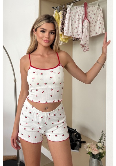 Giysa Kadın Askılı Kaplı Kiraz Desenli Şortlu Pijama Takımı Beyaz Kırmızı - 3403 Beyaz - Kırmızı